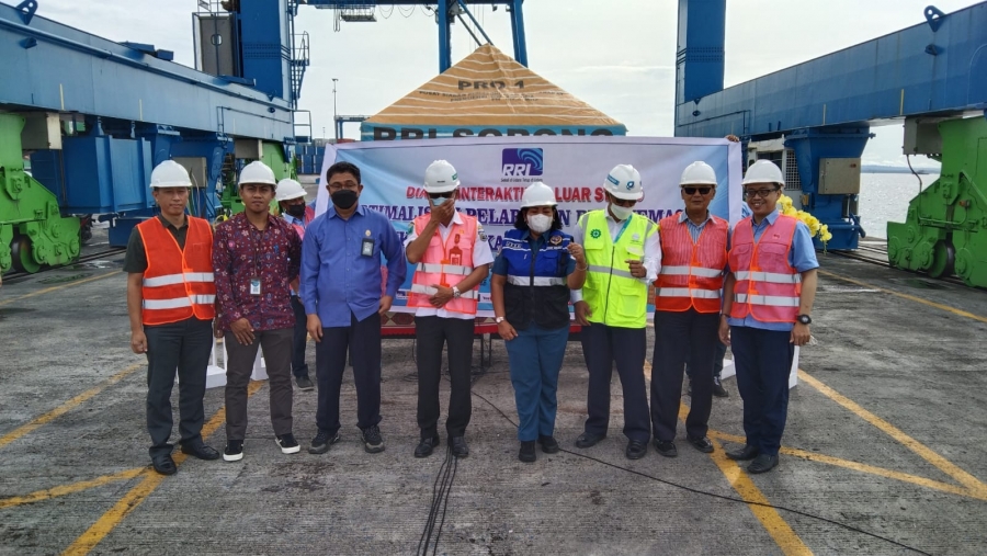 Dialog Interaktif RRI: Menghadirkan Praktisi, Akademisi dan Pemerintah Kota Sorong